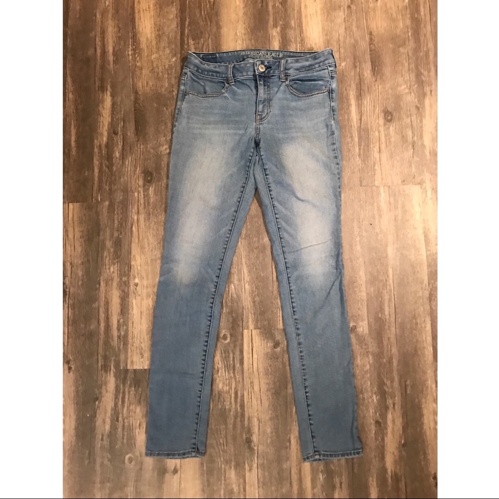 American Eagle skinny jeans